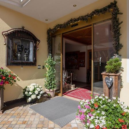 Alpenresidenz Trisanna Bed & Breakfast Ischgl Ngoại thất bức ảnh