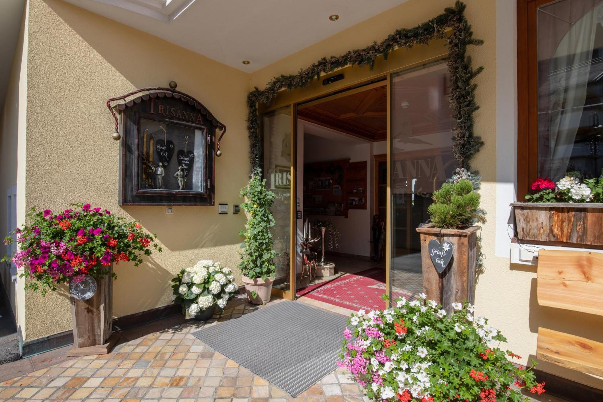 Alpenresidenz Trisanna Bed & Breakfast Ischgl Ngoại thất bức ảnh