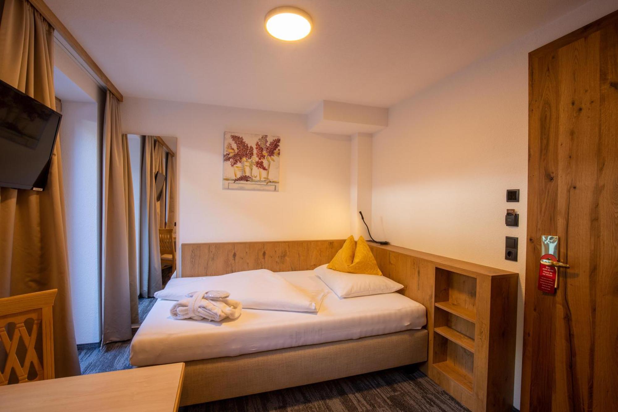 Alpenresidenz Trisanna Bed & Breakfast Ischgl Ngoại thất bức ảnh