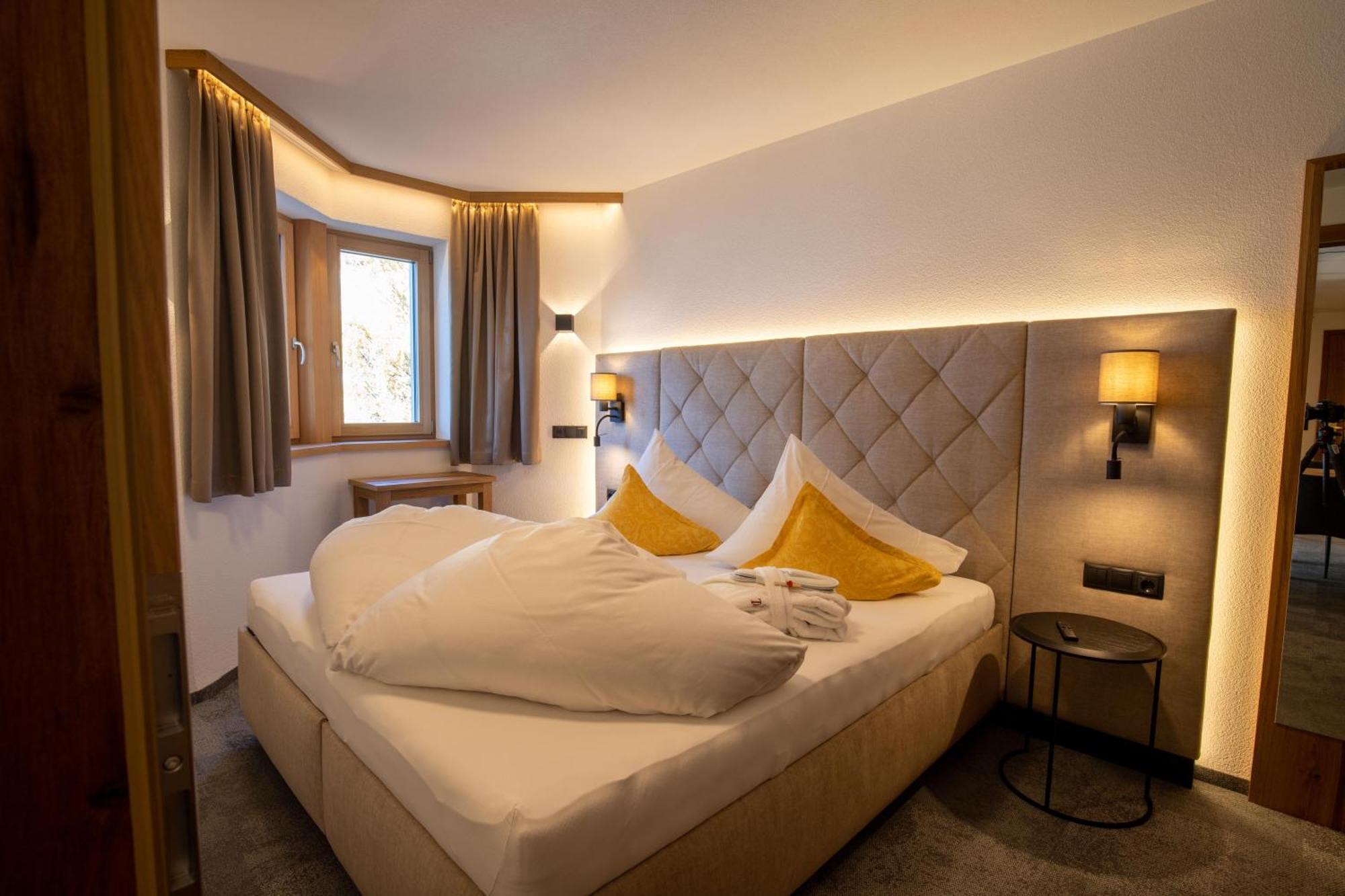 Alpenresidenz Trisanna Bed & Breakfast Ischgl Ngoại thất bức ảnh